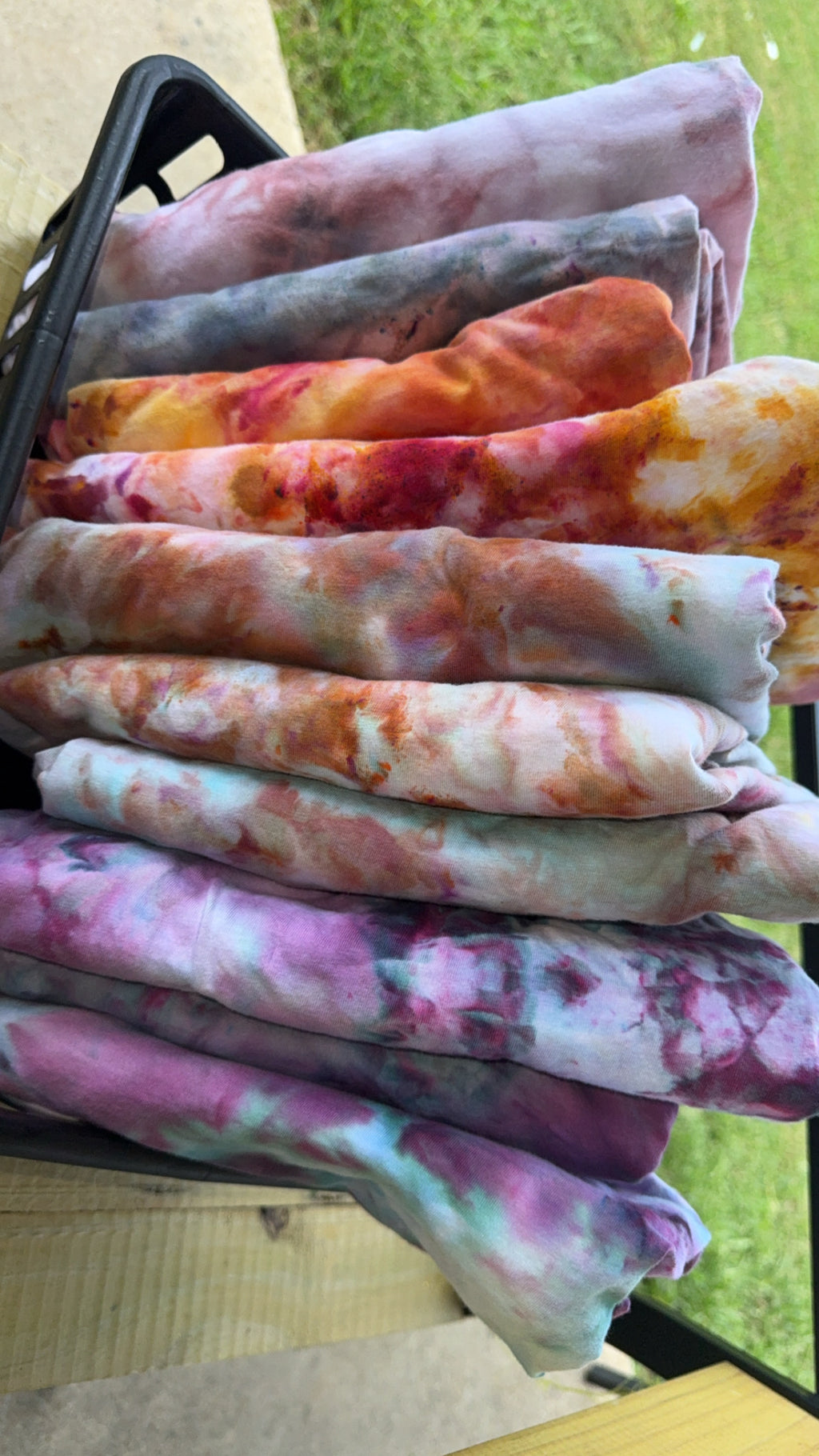 LIVE T-SHIRT BAR